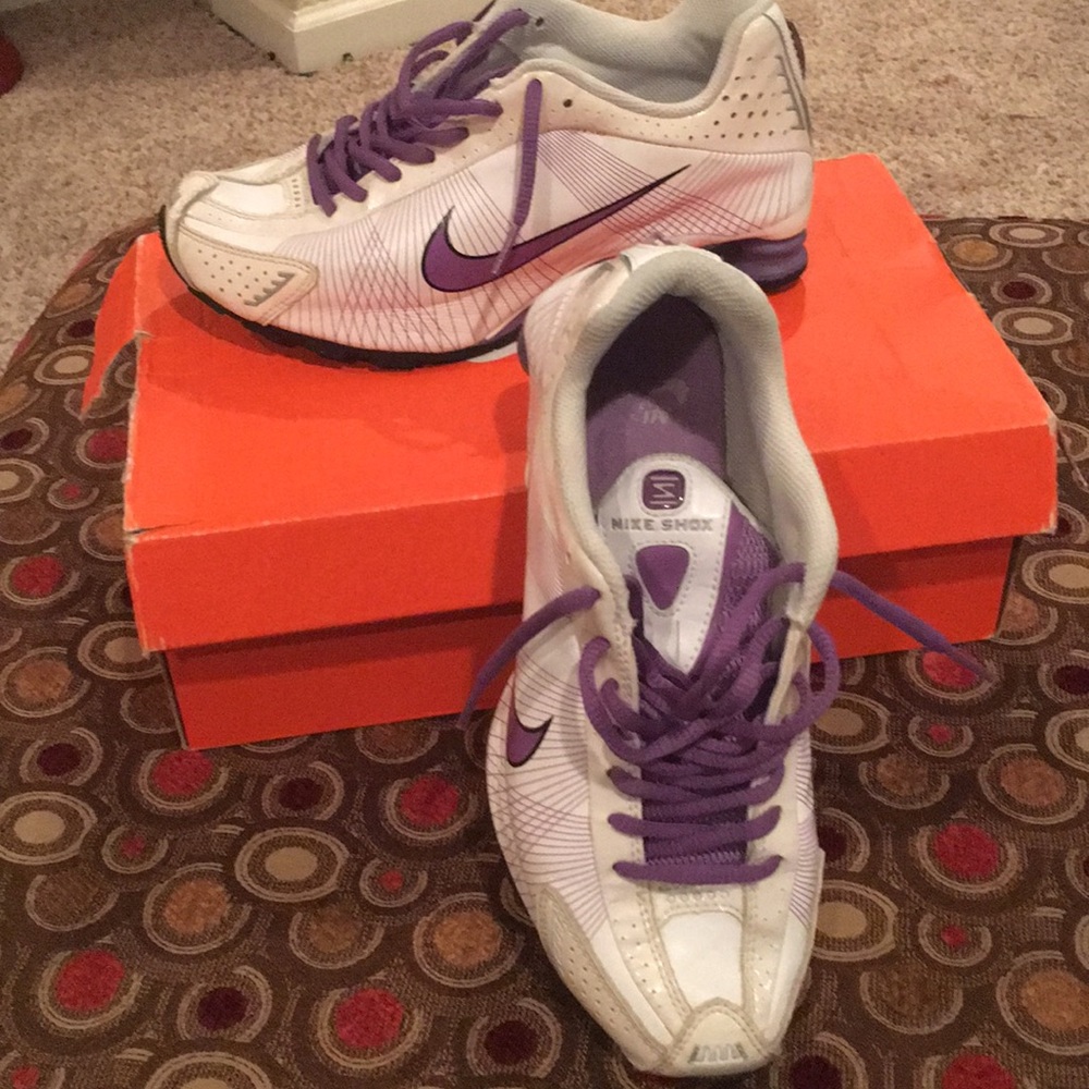 Nike shocks